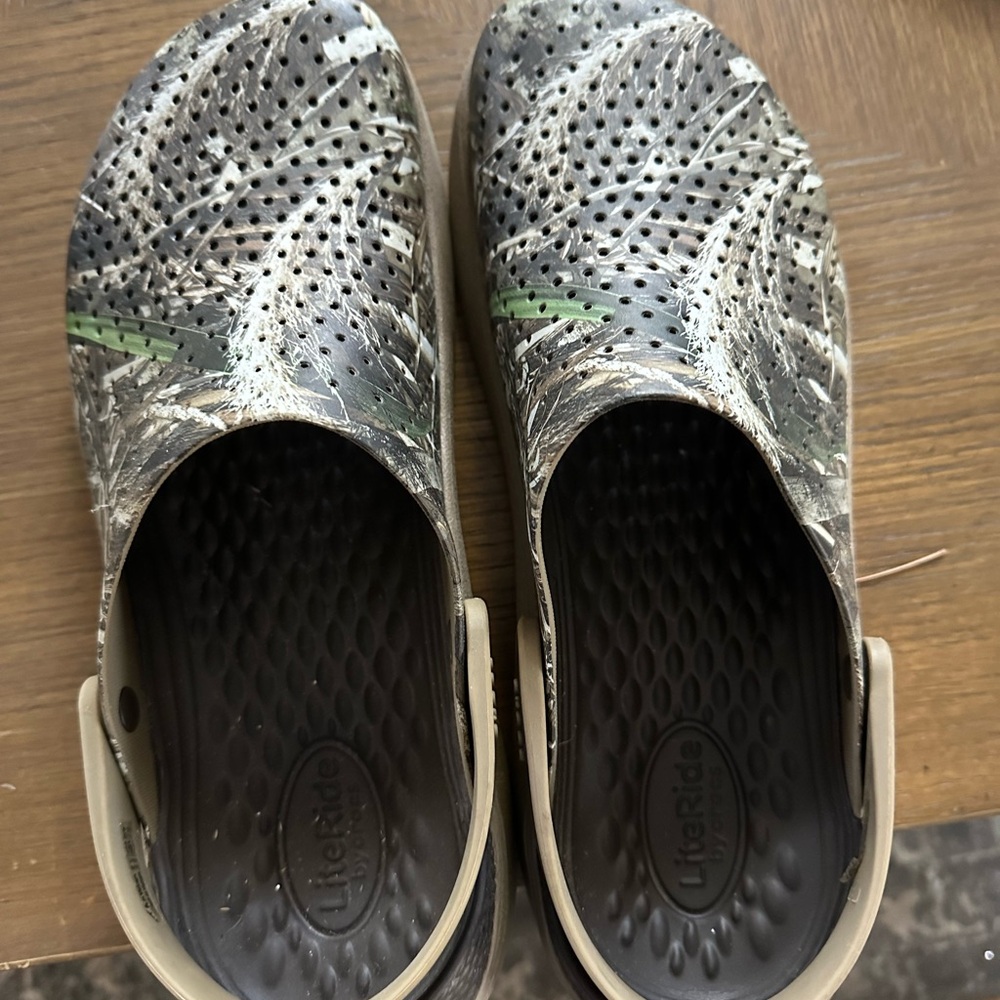 Men’s Camo Crocs